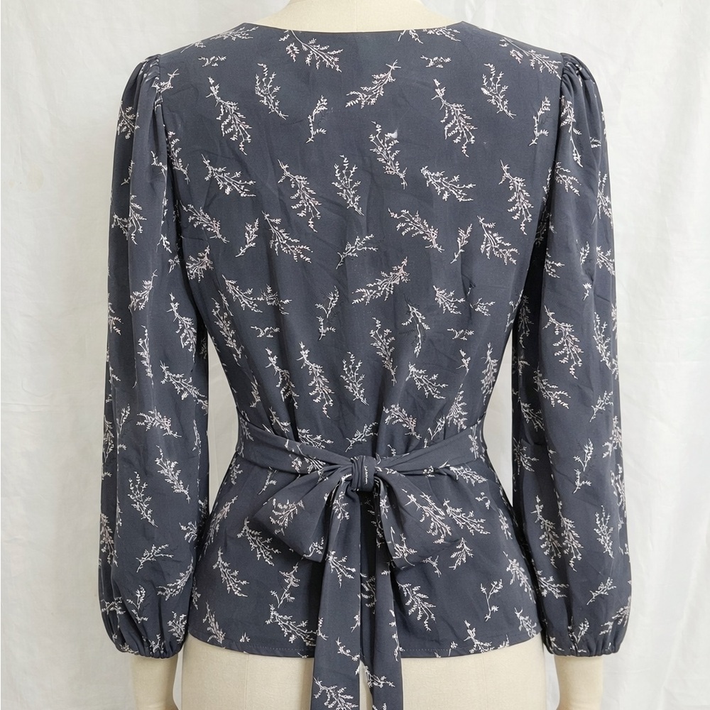 LOFT Floral Wrap Blouse Gray Pink Tie Waist Long Sleeve Size L NWT - Picture 2 of 10